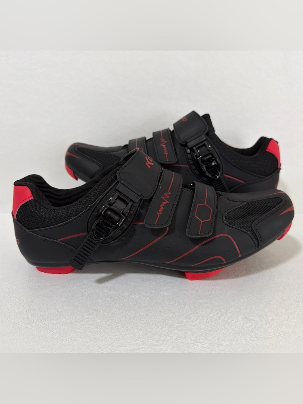Men's Black & Red Cycling Shoes with Micro-Adjust Buckle